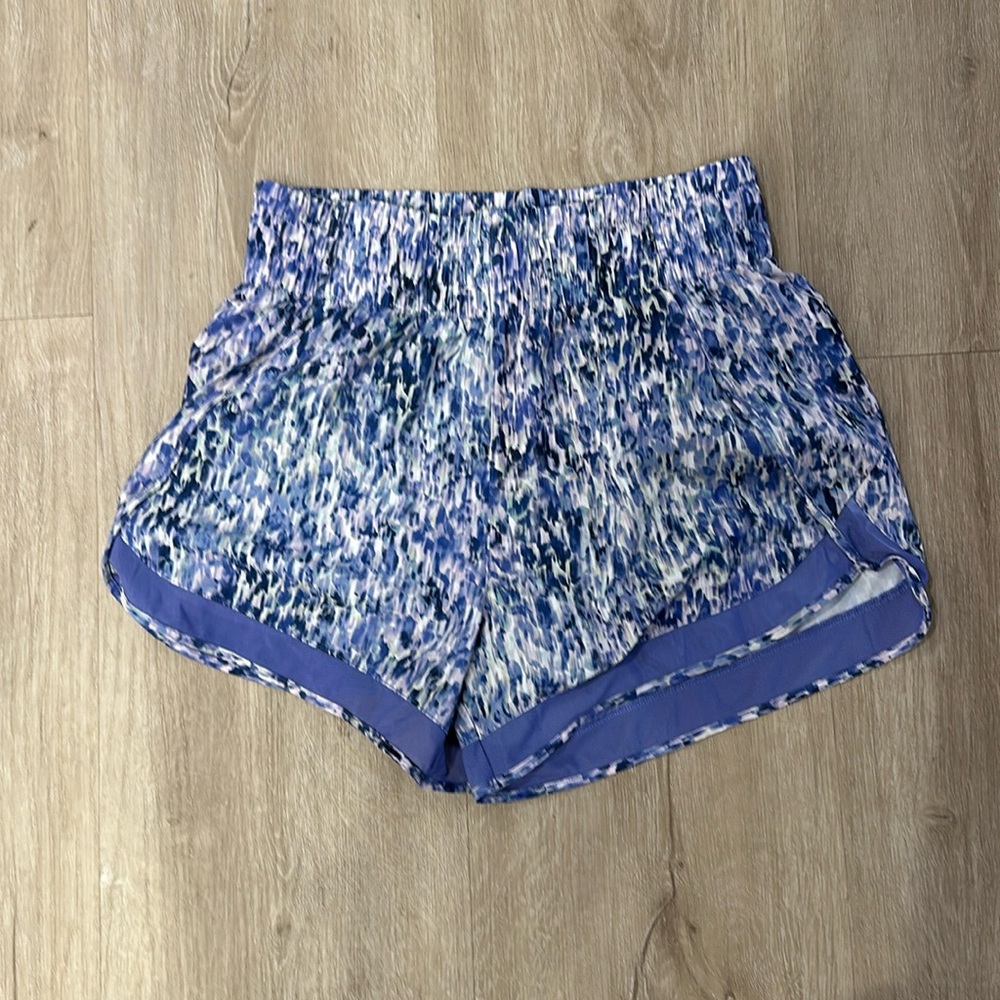 Athleta high rise mesh racer, run 3 inch short